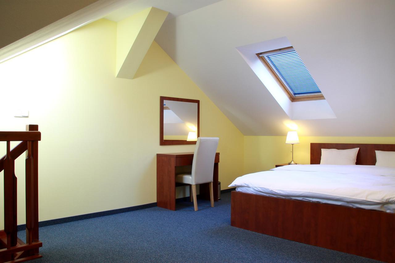 Hotel Vera Jachymov Ngoại thất bức ảnh