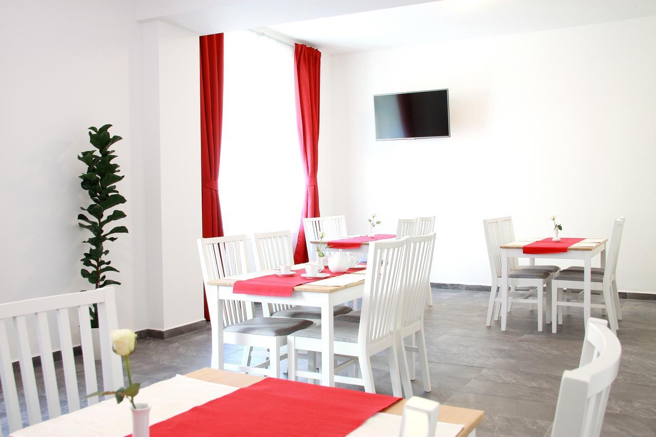 Hotel Vera Jachymov Ngoại thất bức ảnh
